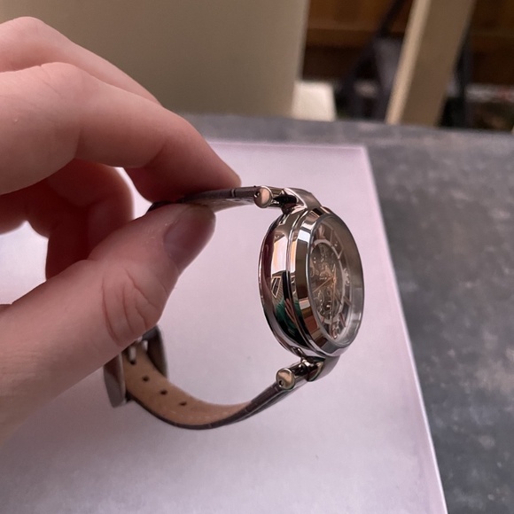 Vintage Kenneth Cole Women's Skeleton water resistant gray leather band Watch - Picture 2 of 8